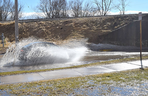 Warm weather makes splash
